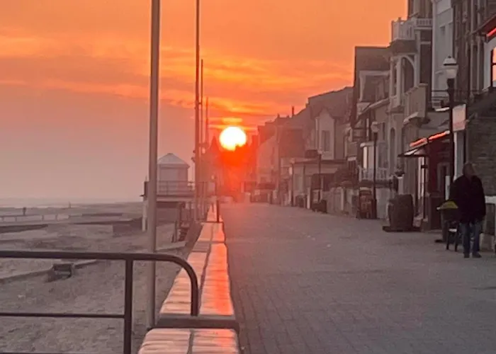 Saint-aubin-sur-mer: Bel Traversant Saint-Aubin-Sur-Mer (Calvados)